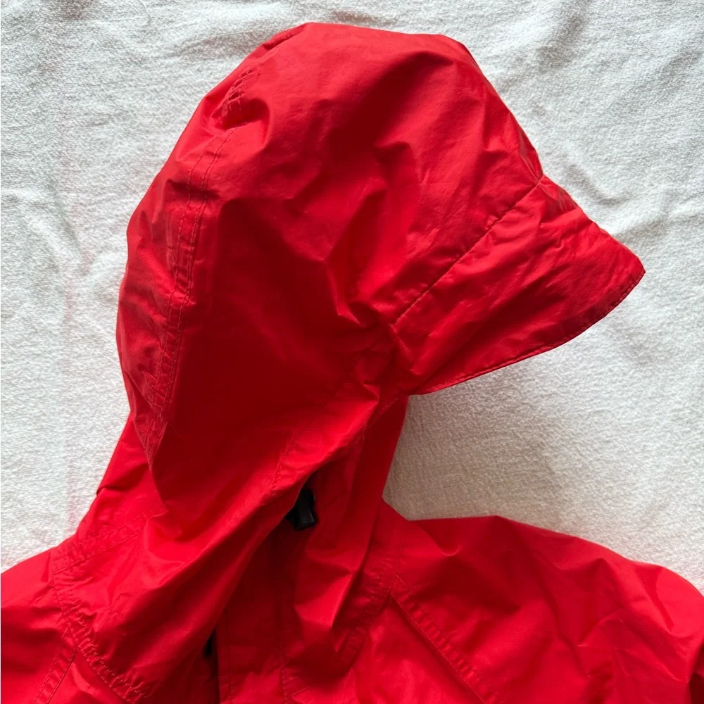 Vintage North Face  Red Hooded Rain Jacket Large - Picture 16 of 17